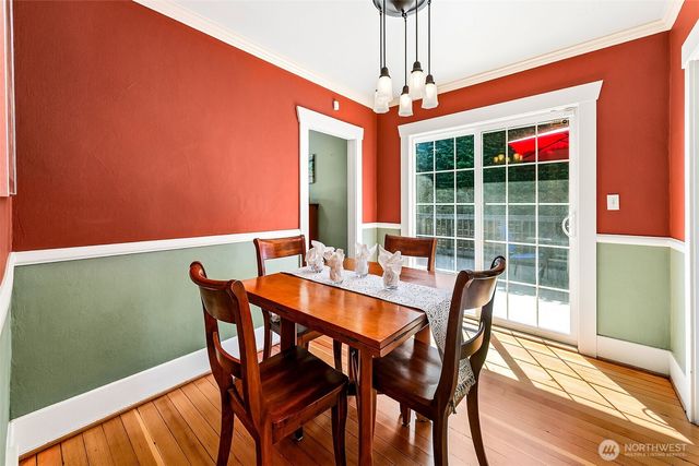 8403 32nd Avenue SW, Seattle, WA 98126