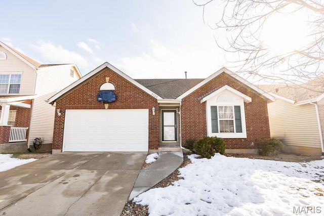 2749 Brookmeadow Drive, Belleville, IL 62221