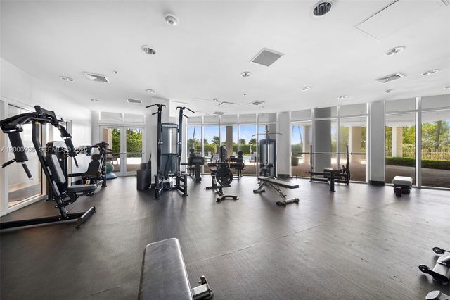 6515 Collins Ave 802, Miami Beach, FL 33141