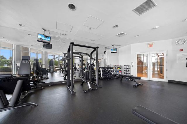 6515 Collins Ave 802, Miami Beach, FL 33141