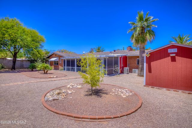5738 E 7th Street, Tucson, AZ 85711