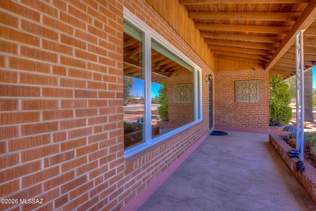 5738 E 7th Street, Tucson, AZ 85711
