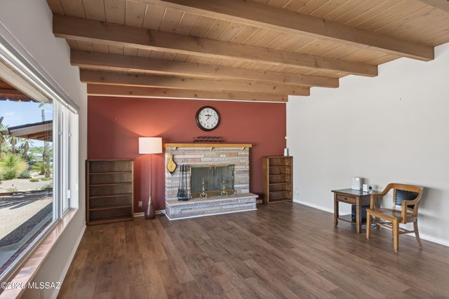 5738 E 7th Street, Tucson, AZ 85711