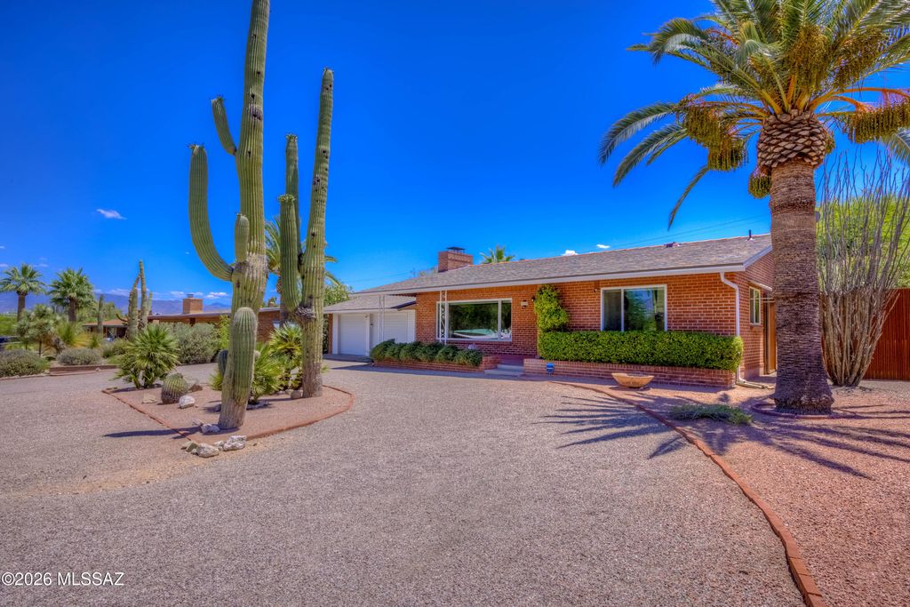 5738 E 7th Street, Tucson, AZ 85711