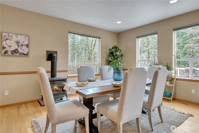 6117 Ames Lake Carnation Road NE, Carnation, WA 98014