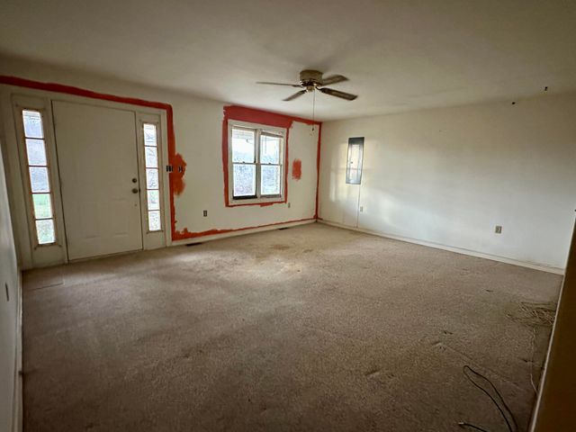 2937 Dripping Springs Road, Crab Orchard, KY 40419