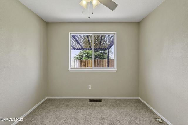 3522 Smoketree Avenue, Carson City, NV 89705