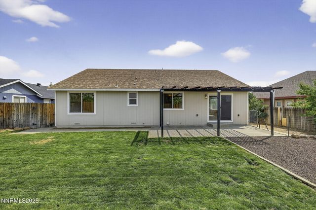 3522 Smoketree Avenue, Carson City, NV 89705