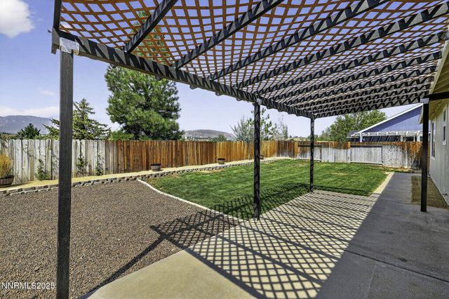 3522 Smoketree Avenue, Carson City, NV 89705