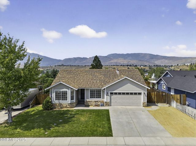 3522 Smoketree Avenue, Carson City, NV 89705