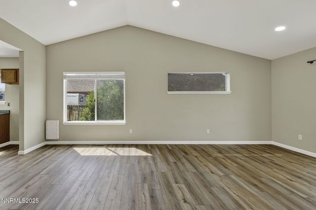 3522 Smoketree Avenue, Carson City, NV 89705