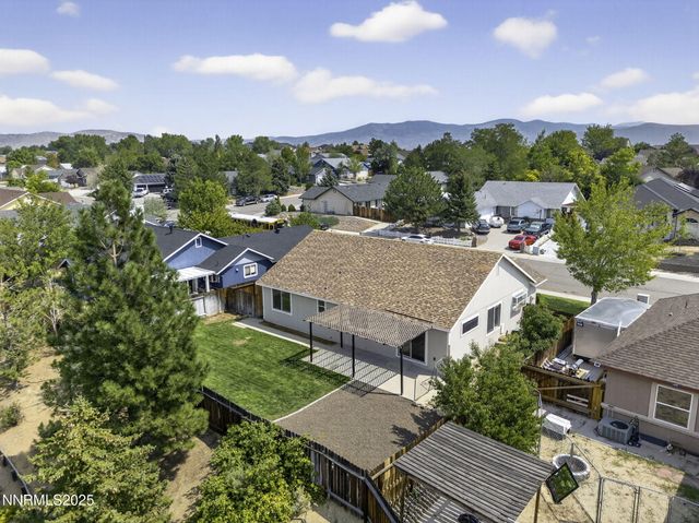 3522 Smoketree Avenue, Carson City, NV 89705