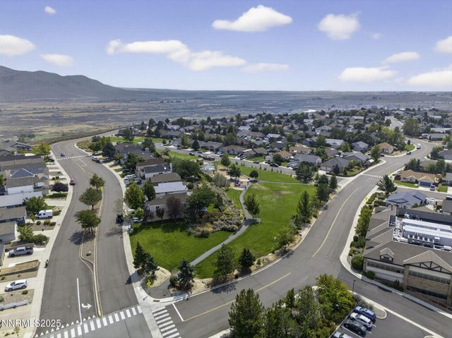 3522 Smoketree Avenue, Carson City, NV 89705