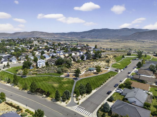 3522 Smoketree Avenue, Carson City, NV 89705