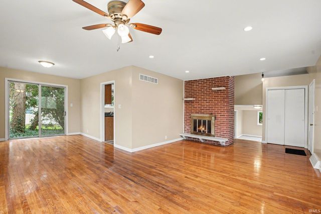 19600 Ruth Avenue, South Bend, IN 46614