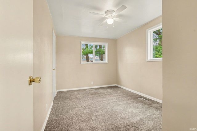 19600 Ruth Avenue, South Bend, IN 46614