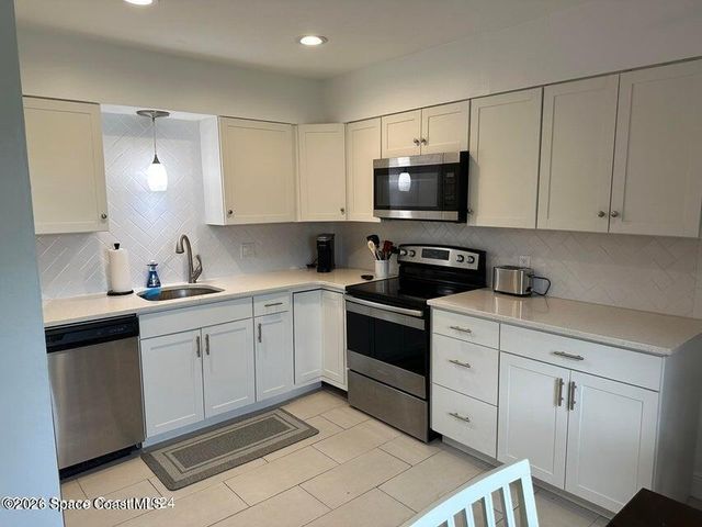 911 S Colonial Court C, Indian Harbour Beach, FL 32937