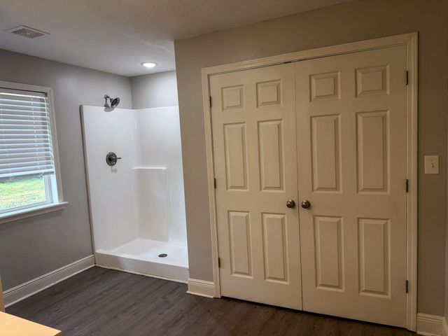 300 W 1st Ave., Petal, MS 39465