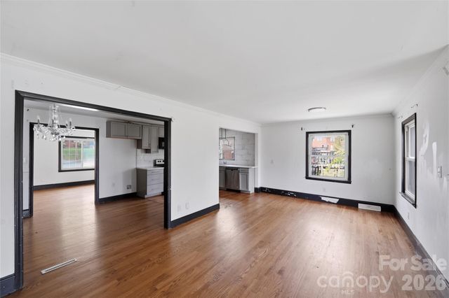 1424 Dean Street, Charlotte, NC 28216