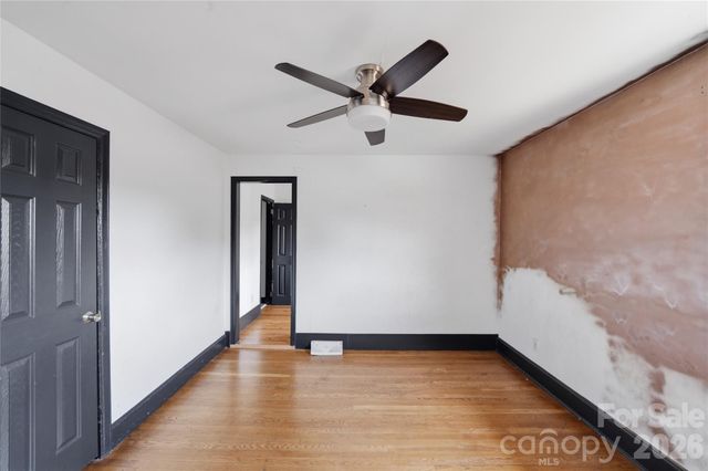 1424 Dean Street, Charlotte, NC 28216