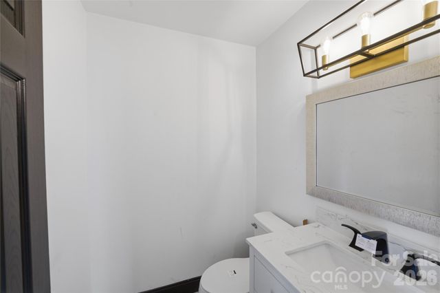 1424 Dean Street, Charlotte, NC 28216