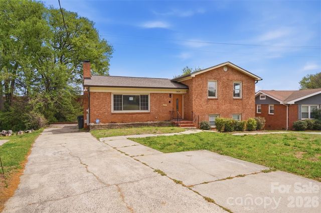 1424 Dean Street, Charlotte, NC 28216