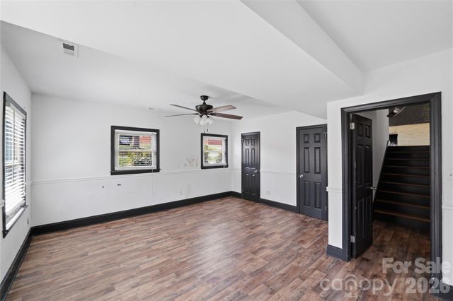 1424 Dean Street, Charlotte, NC 28216