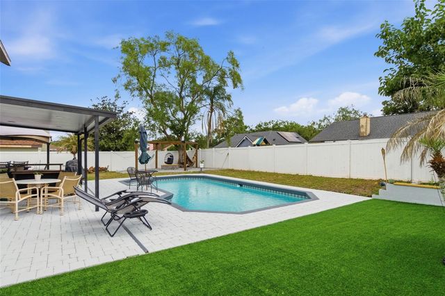 6810 GADWALL LANE, Orlando, FL 32810