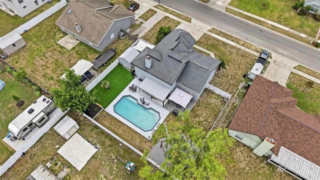 6810 GADWALL LANE, Orlando, FL 32810