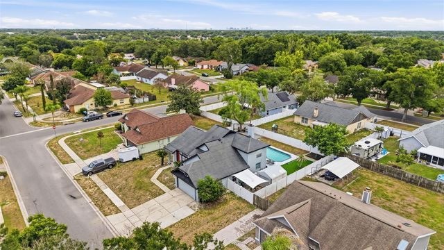 6810 GADWALL LANE, Orlando, FL 32810
