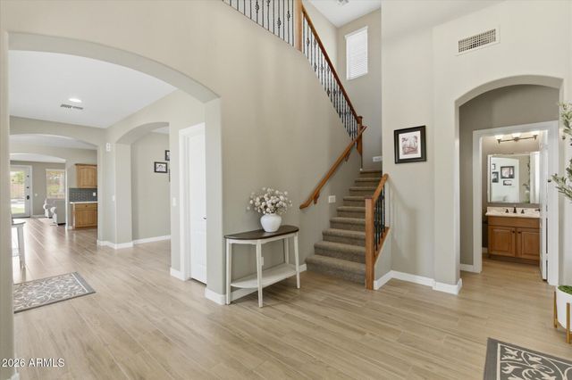 427 W PALOMINO Court, San Tan Valley, AZ 85143