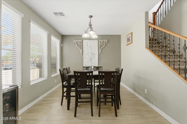 427 W PALOMINO Court, San Tan Valley, AZ 85143