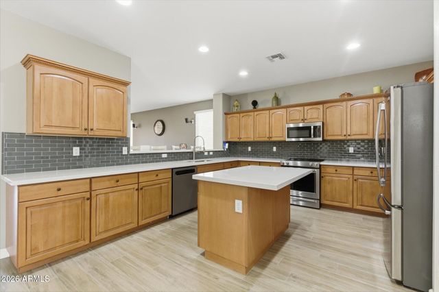 427 W PALOMINO Court, San Tan Valley, AZ 85143