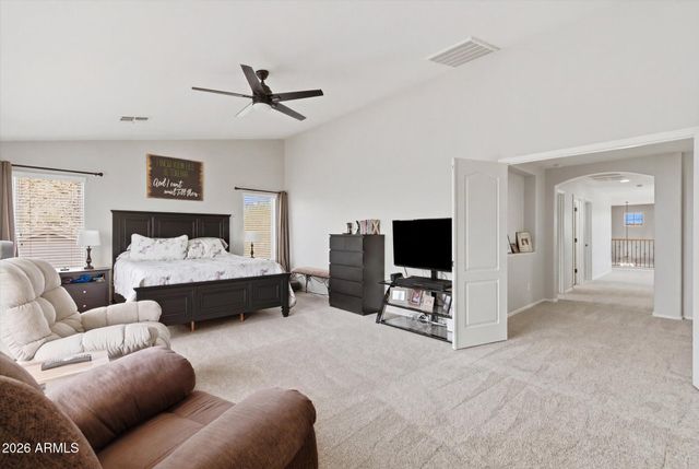 427 W PALOMINO Court, San Tan Valley, AZ 85143