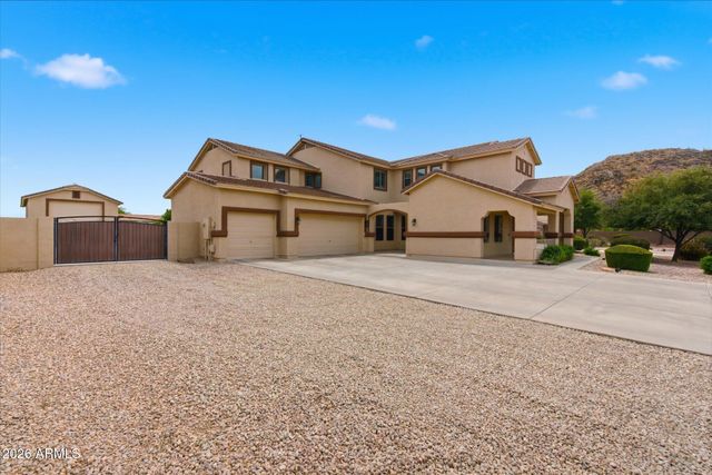 427 W PALOMINO Court, San Tan Valley, AZ 85143