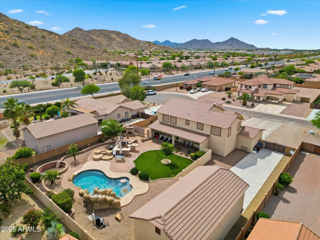 427 W PALOMINO Court, San Tan Valley, AZ 85143