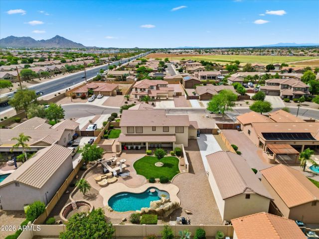 427 W PALOMINO Court, San Tan Valley, AZ 85143