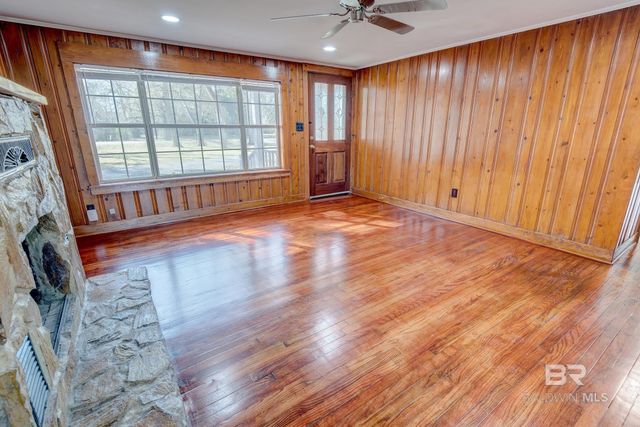 19989 N County Road 62, Robertsdale, AL 36567