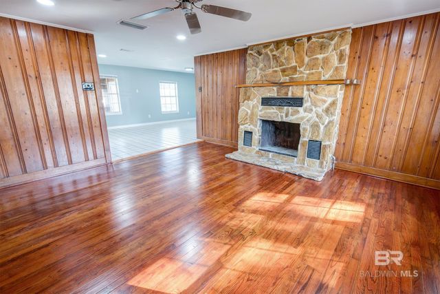 19989 N County Road 62, Robertsdale, AL 36567