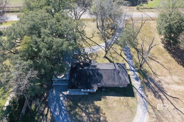 19989 N County Road 62, Robertsdale, AL 36567