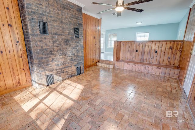 19989 N County Road 62, Robertsdale, AL 36567