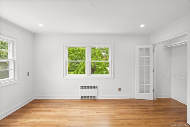 467 Hempstead Avenue, Rockville Centre, NY 11570
