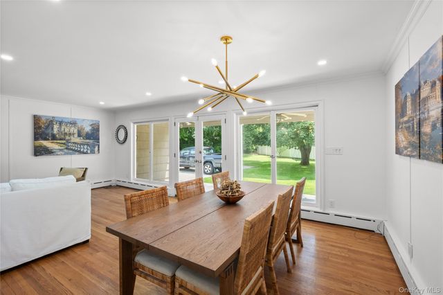 467 Hempstead Avenue, Rockville Centre, NY 11570