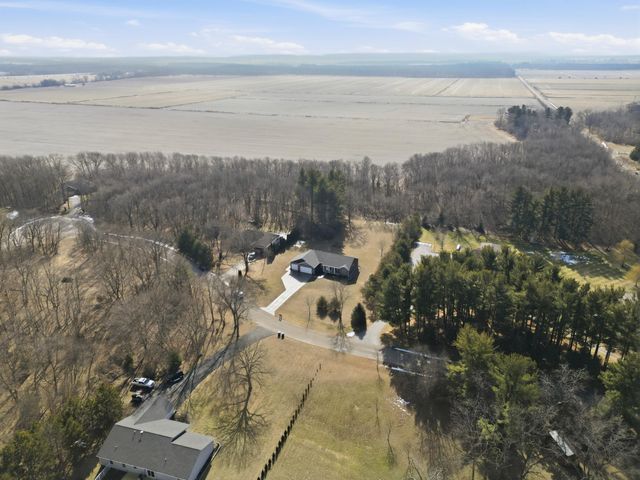 3907 W 857 N, Lake Village, IN 46349