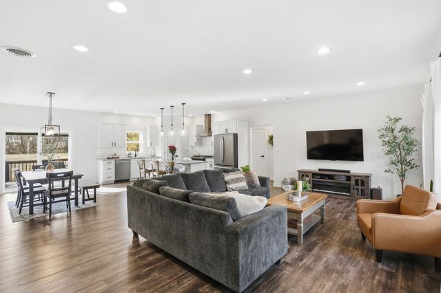 3907 W 857 N, Lake Village, IN 46349