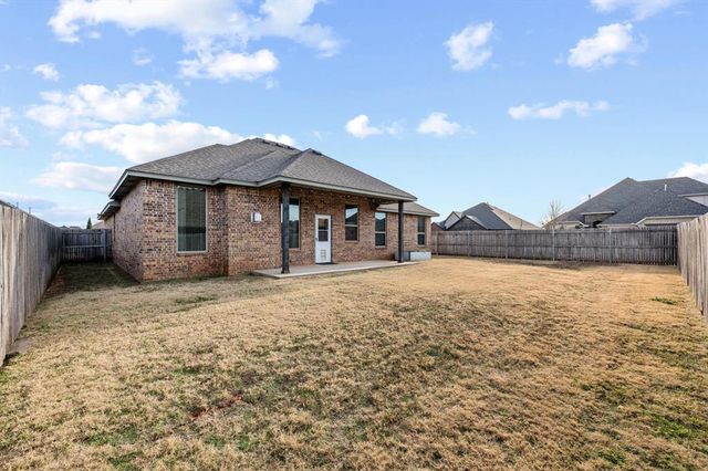 3129 NW 184th Terrace, Edmond, OK 73012
