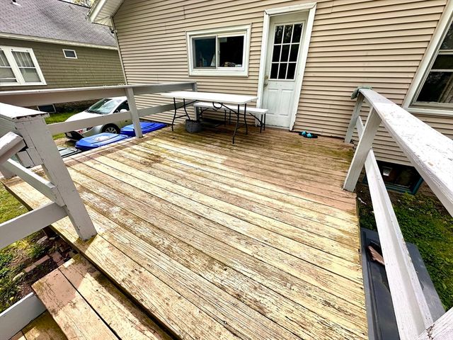 107 Dorset St, Springfield, MA 01108