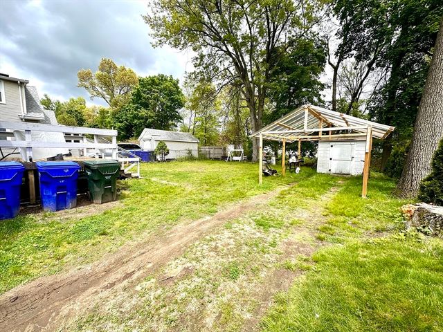 107 Dorset St, Springfield, MA 01108