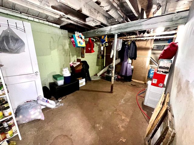 107 Dorset St, Springfield, MA 01108