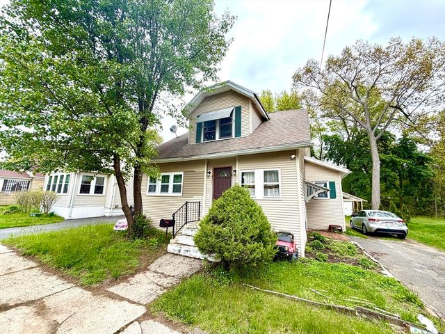 107 Dorset St, Springfield, MA 01108
